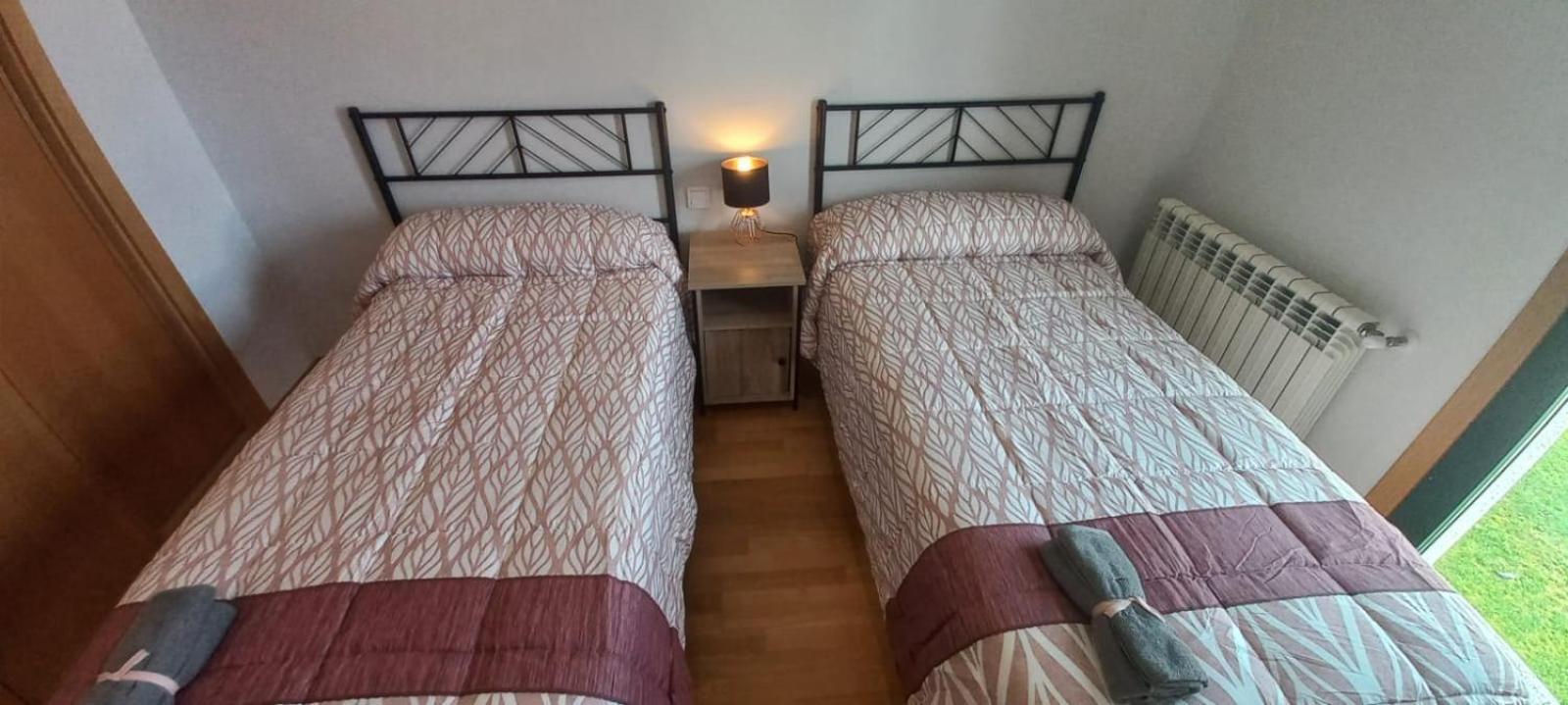 Apartamento Con 2 Dormitorios, Garaje Y Terraza Junto A Valladolid Luaran gambar